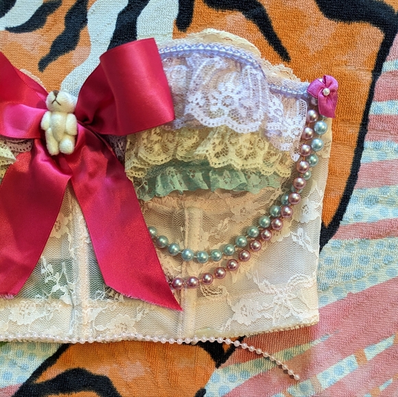 🧸Kawaii Pastel Rainbow Teddy Bear Rave Bra 🧸 - Picture 9 of 9